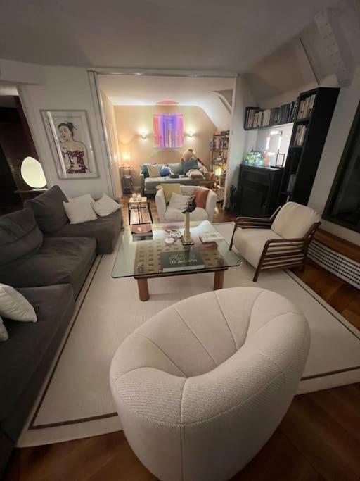 New Rbnb Eiffel Tower Rooftop 360 Terrace View And Parking Appartement Parijs