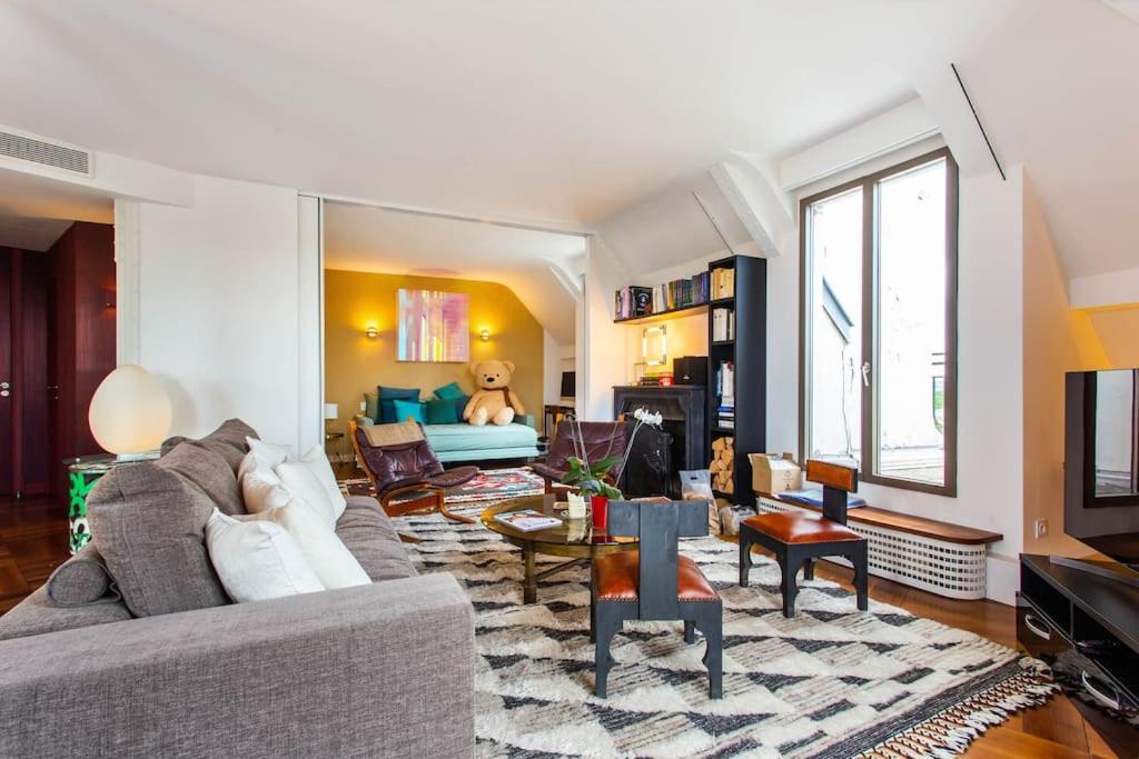 New Rbnb Eiffel Tower Rooftop 360 Terrace View And Parking Parijs