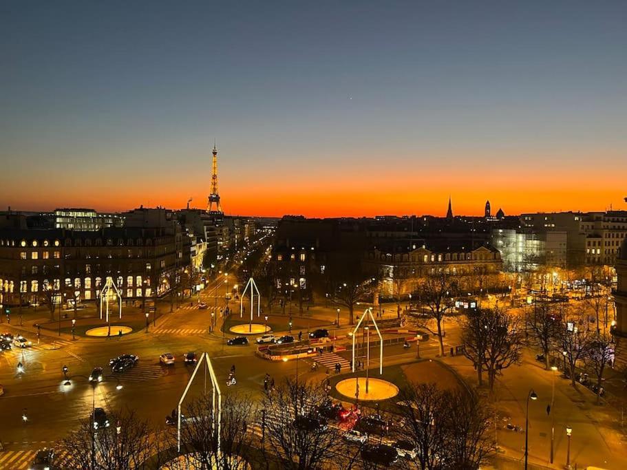 New Rbnb Eiffel Tower Rooftop 360 Terrace View And Parking Appartement Parijs